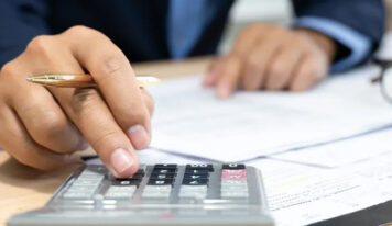 ¿Cuánto suele cobrar un abogado por consulta?